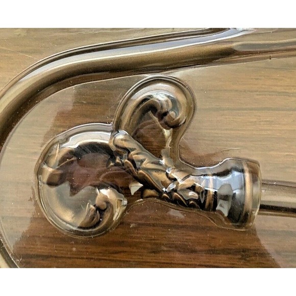 Chris Madden Verona Scroll Decorative Holdbacks - Picture 2 of 4